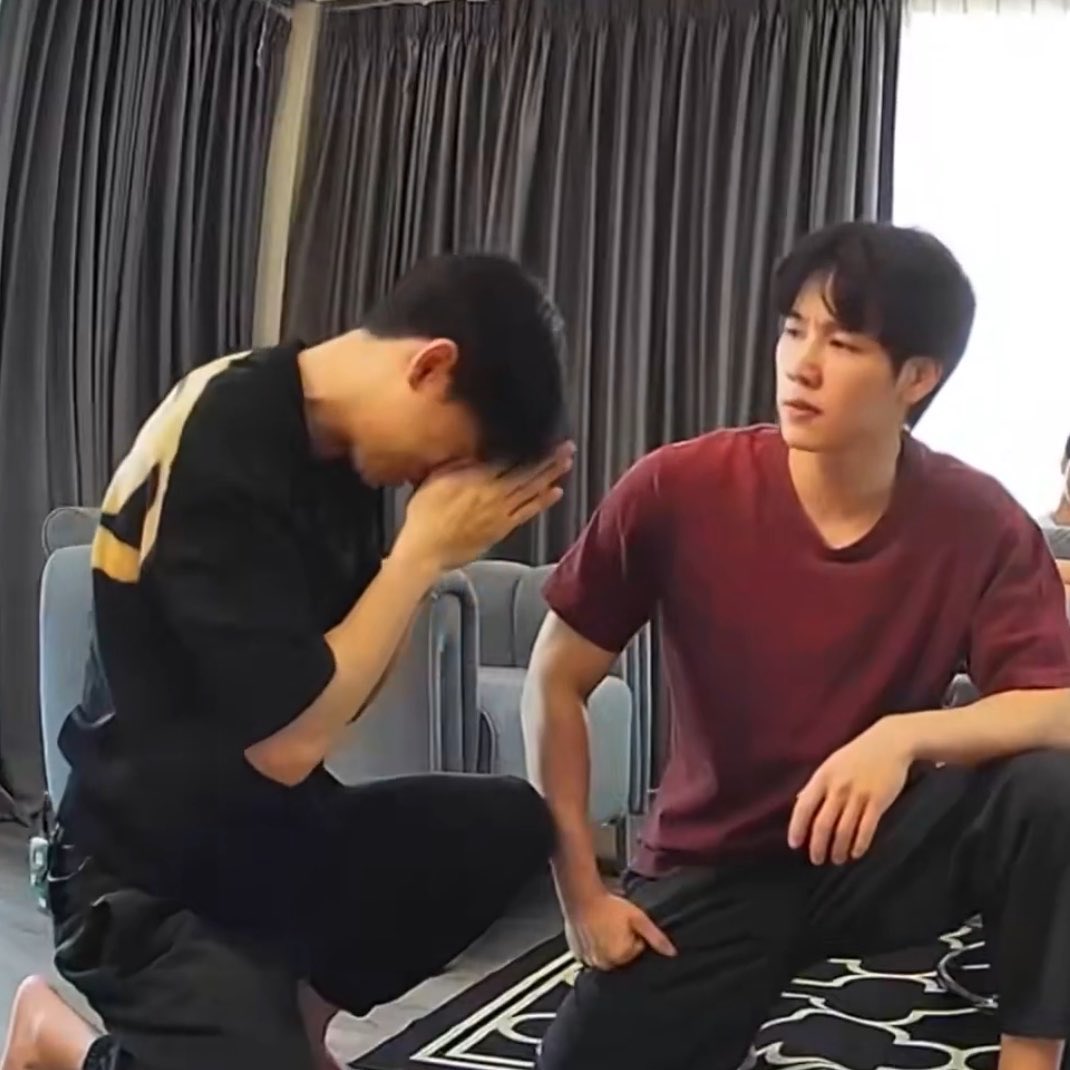 TonVan2's tweet photo. จัดอันดับเมะที่มือไม้อ่อนกับเคะมากที่สุด

1.หยิ่น
2.อานันท์
3.หยิ่น อานันท์
4.หยิ่น อานันท์ ว่อง
5.หลับหยิ่น
6.มิกกี้
.
.
.
.
.
.
.
.
.
.
100.yinyin_anw

ป้าบอกเลยเอ็งมาถูกทางแร้วไอหนุ่ม คนเคารพเมียมีแต่ฟามสุขฟามจาเริ่นทั้งนั้นเชื่อป้า🤭🤭🤭

#หยิ่นวอร์ #yinyin_anw #warwanarat https://t.co/5yNtHcwB3m