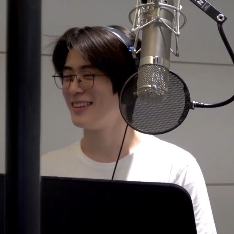 캐치 tweet media