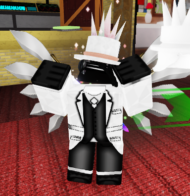 Frendwawa's tweet photo. i made a crazyblox avatar with the new ice crown! https://t.co/Ac72vzoSG2