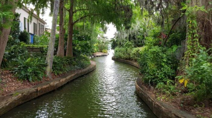 sjgiardini's tweet photo. scenic canal in winter park, florida... https://t.co/OmYMK3Zpop