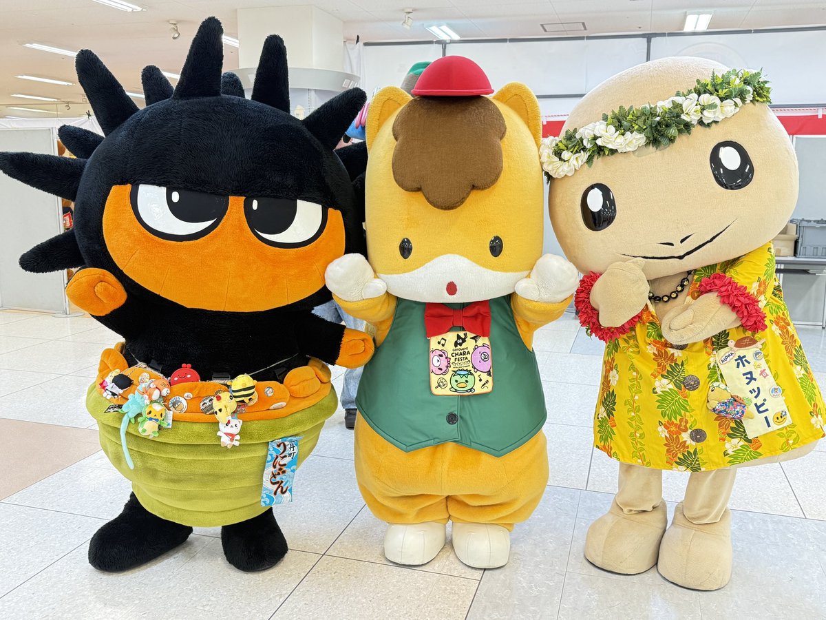 gunma_gunmachan's tweet photo. パレードた〜の〜し〜！🐴

#北海道ご当地キャラフェスタ
#ぐんまちゃん #群馬 https://t.co/7262kqIdS0