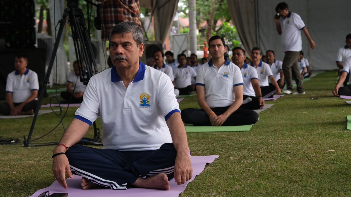 moefcc's tweet photo. #InternationalDayOfYoga #MissionLiFE  #IDY2026 https://t.co/eg8VtVPJDf