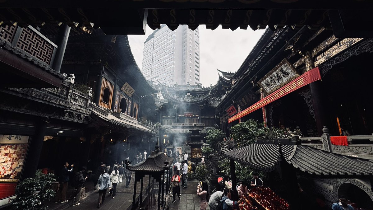 PEACHYPRIIY's tweet photo. ฉงชิ่งรอบล่าสุดของตัวเองเลย เลิฟมากคับ ⛩️✨ https://t.co/f8Sh4a1E8L