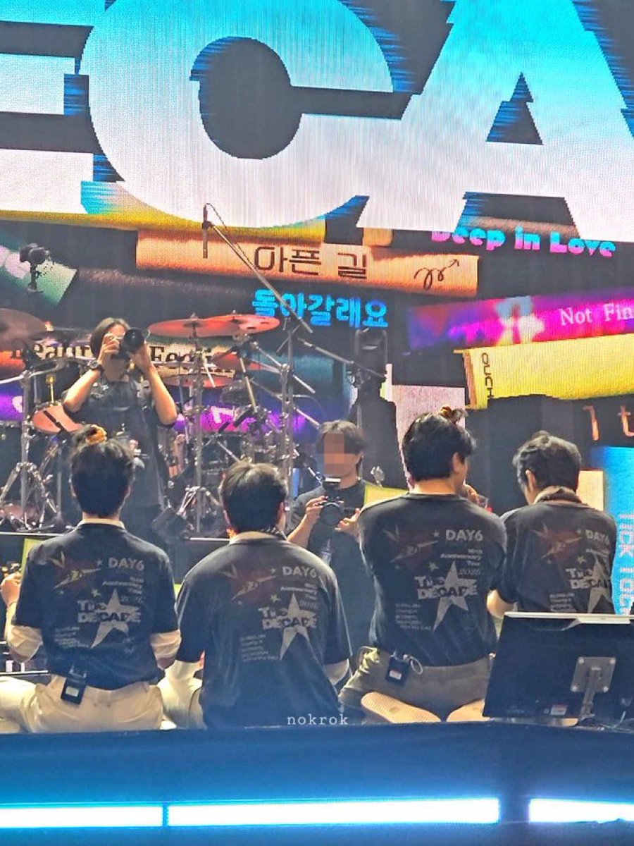 wangsuriworld's tweet photo. ㄹㅇ영케이옆 성진인줄알앗숭 오ㅑㄹ케 살찜? https://t.co/lAUZUES3gg