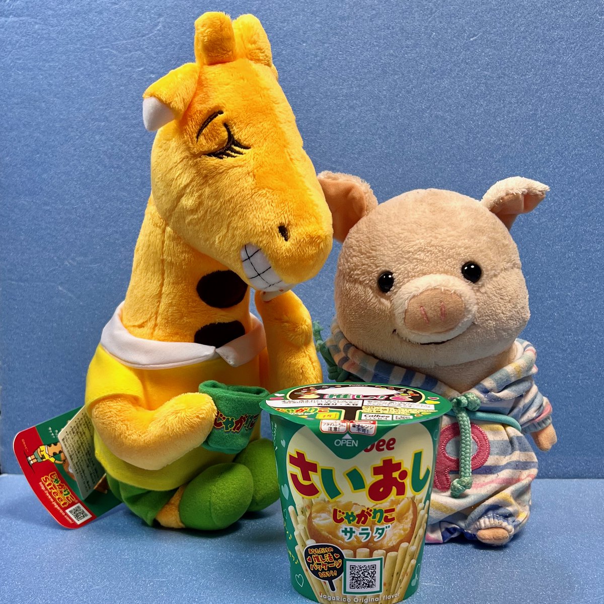 putonputon2014's tweet photo. 今日は #世界キリンの日 なので #じゃがりこ いただきます。
#ぷーとん https://t.co/DyRJkEEWXC