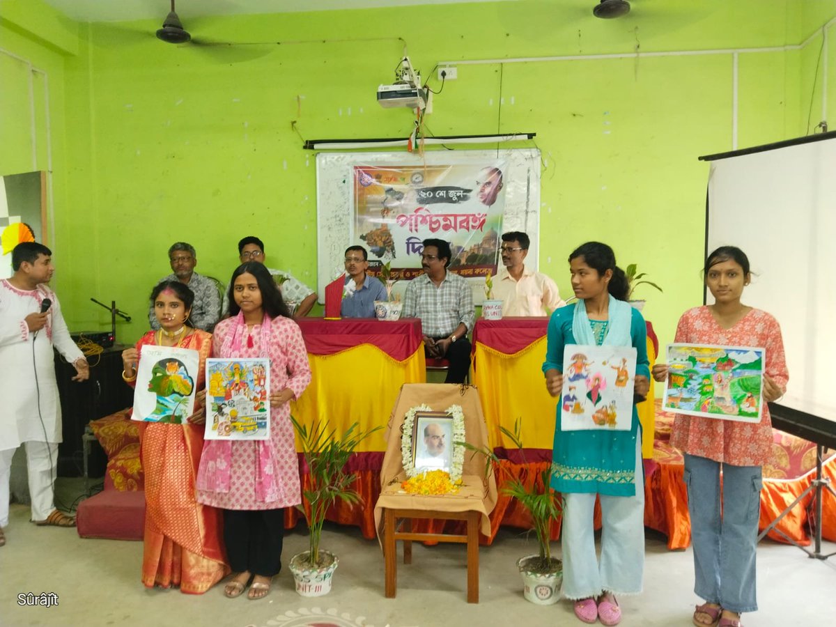 rdnss_kolkata's tweet photo. Under the initiative of RD NSS Kolkata, NSS Unit of Moyna College, Moyna observed #PaschimbangaDiwas @_NSSIndia @YASMinistry @mansukhmandviya @khadseraksha  @PIBKolkata https://t.co/MsGC4zIqTq