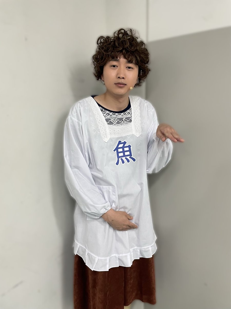 yuya_1997narita's tweet photo. ボボステ 大千穐楽終了！

知らない奴
ハーゲン
警備員
謎の男
学生
郵便屋
ゲチャッピ
トイレの兄
7
龍
通りすがりのリーゼント
ふんどし太郎
魚屋のおばちゃん
三角の助
家来
リーゼントに突き刺さるボーボボ

同じ役何回か出たりで20回着替えました。
恐ろしいわ。 https://t.co/76yKth8pqM