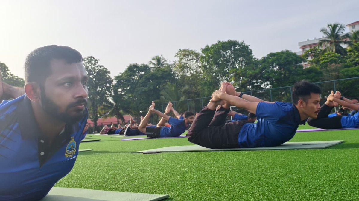 IN_ASW_School's tweet photo. 🧘‍♂️ One Earth • One Health • One Mission ⚓
@IN_ASW_School celebrated #InternationalDayOfYoga2026 with great enthusiasm as trainees, instructors  and families participated in a collective yoga session. Embracing this year's theme, "Yoga for Healthy Ageing", the event highlighted the importance of physical fitness, mental well-being, and harmony with nature, fostering a healthier and longer life.
#YogaForOneEarthOneHealth #IDY2026 #InternationalDayOfYoga #YogaDay2026 #ASWSchool #IndianNavy #FitNavyFitNation #WellnessThroughYoga #HealthyMindHealthyBody #NavalCommunity #YogaForLife #SouthernNavalCommand