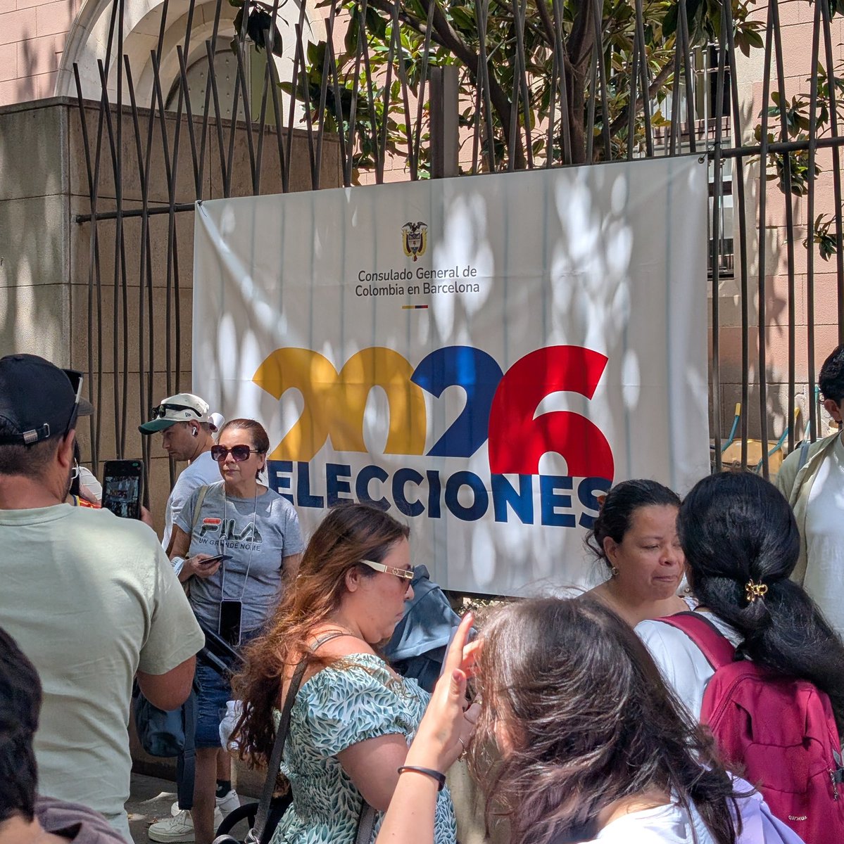 CSManuelrr's tweet photo. Deseo de todo corazón que la elección del pueblo colombiano permita a este bello país mejorar y prosperar como su gente merece 🇨🇴 

Por aquí, en casa, ya se ha ejercido el  derecho al voto. 

¡Esperamos lo mejor para Colombia! https://t.co/MjAgIgNvJy
