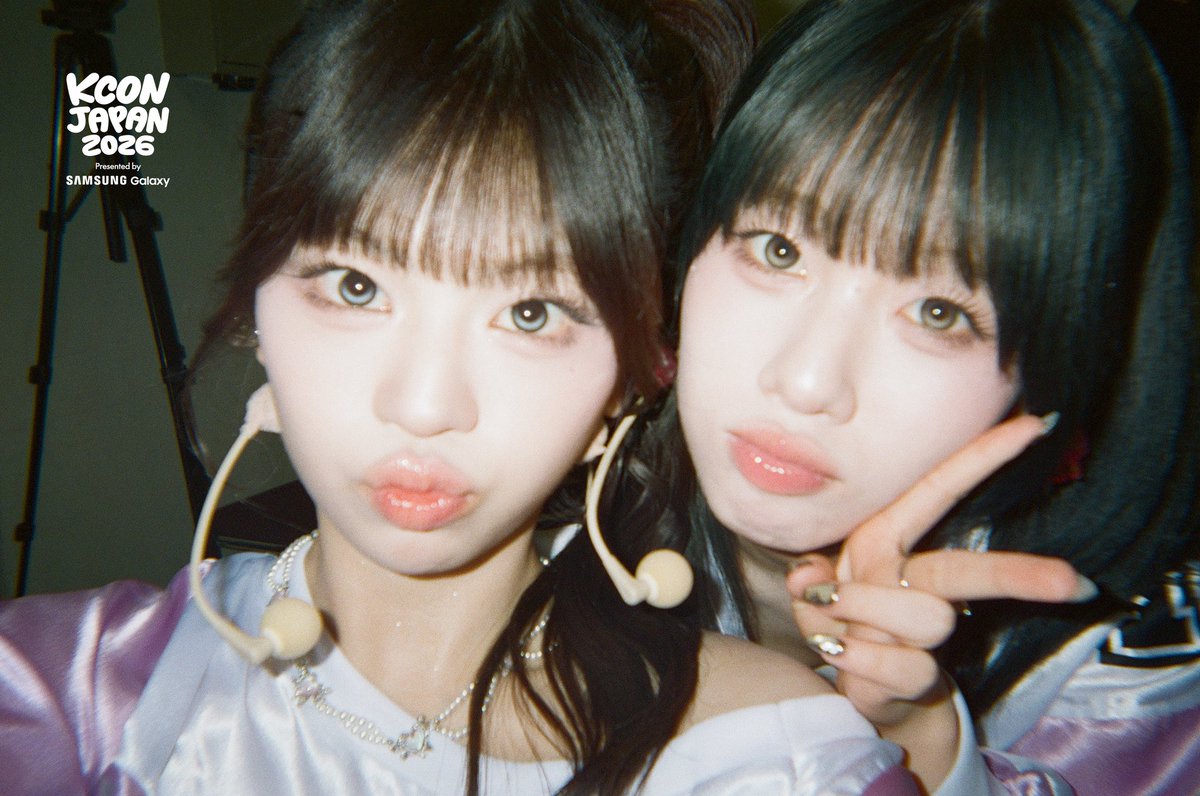 kconjapan's tweet photo. [#KCONJAPAN2026] Behind the Scene: Film Camera by #ME_I

photo by. @official__ME_I_

-
KCON JAPAN 2026
MAY 8-10
Makuhari Messe

Let's #KCON https://t.co/NlTwQX36OB