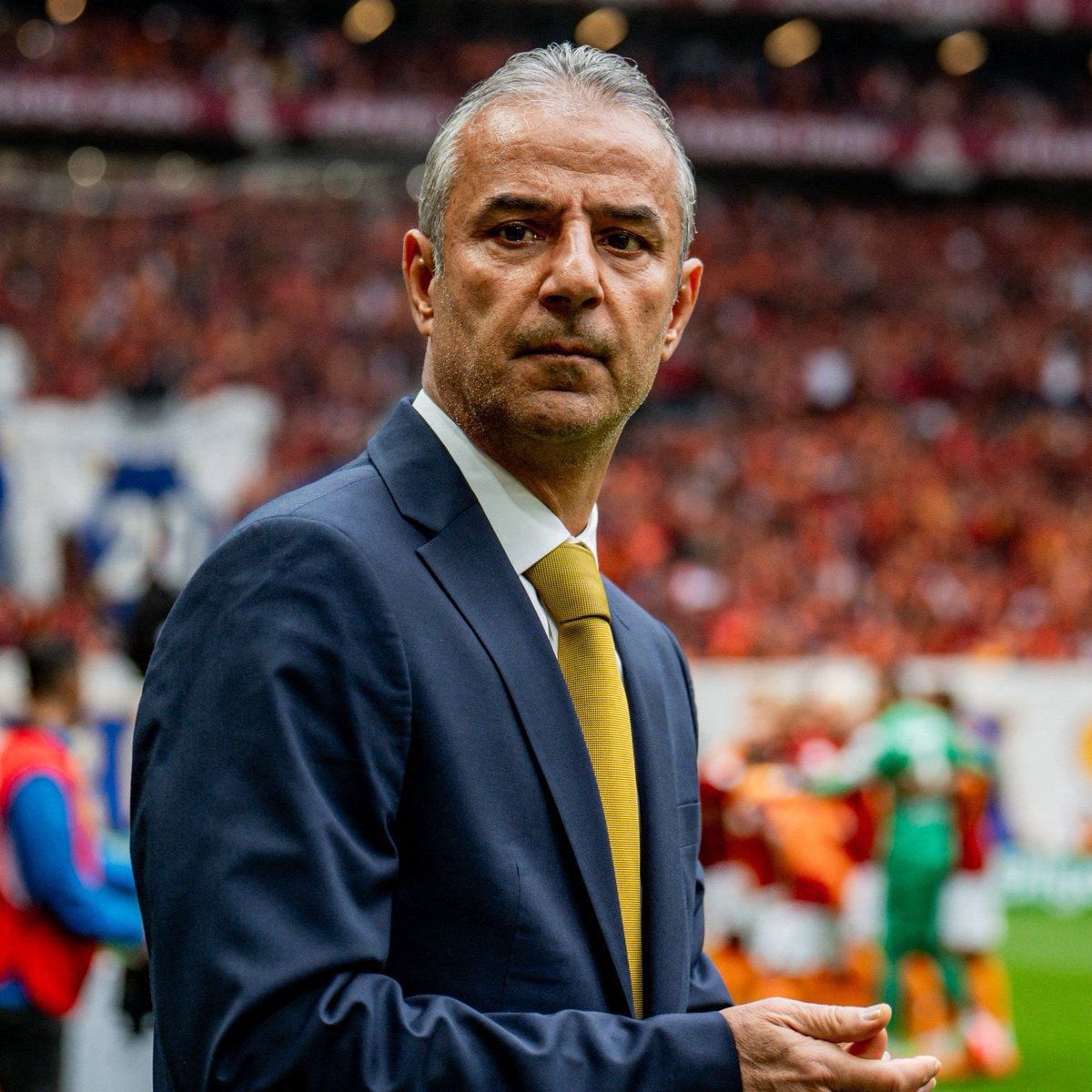 sportbpt's tweet photo. İsmail Kartal yönetimden öncelikli olarak sağ bek, sol bek ve sağ kanat istedi. (Sabah) https://t.co/9qUl7tVR8Y