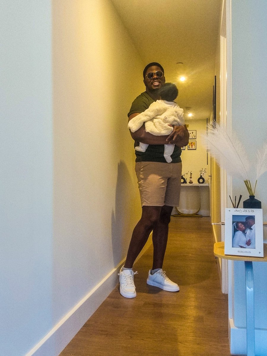 osemagnum's tweet photo. God should really bless me financially for this jewel. I'll not even lie.. she's one of the prettiest babies I've ever seen.

Happy fathers day to every father,  intending father,  Single men and dads. 

Mothers and "mom's who are dads"... today is not for you... 😌😌😌... allow us enjoy just one day
