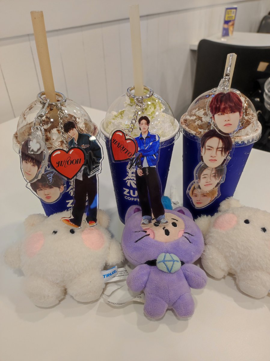 gangajihoonie_'s tweet photo. Let's Go 💎🎉 Hosted by @TRSR0104

#TRSR0104PlayfulAdventure
@jaehyukversePH @haru2isluv_ @TR3AZURE_Events https://t.co/KilISf8bcg