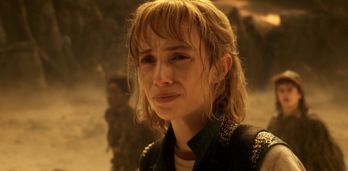nancesdyer's tweet photo. not a day goes by where i don’t think about robin’s reaction to nancy saying that she would be the sacrifice https://t.co/rrsBTcNovy