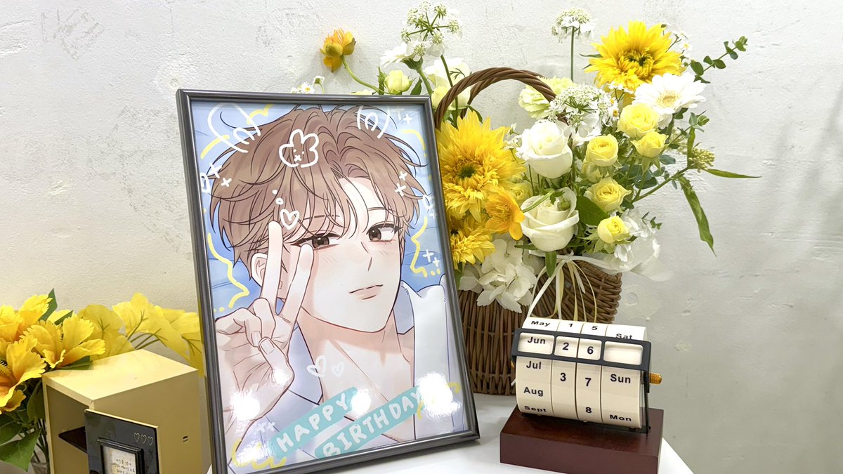 woon_eeee_'s tweet photo. 🌻 𝚃𝚑𝚎 𝚜𝚞𝚖𝚖𝚎𝚛 🌻

노란색 가득한 카페 넘 예뻣고.. 하공님 오늘봄님도 뵐 수 있었어서 정말 행복햇어요..🥹💛 

#2026_HAPPY_WOOYEON_DAY 
#우연이를_만난건_우연이_아니야 https://t.co/AfHOEs1T7Y