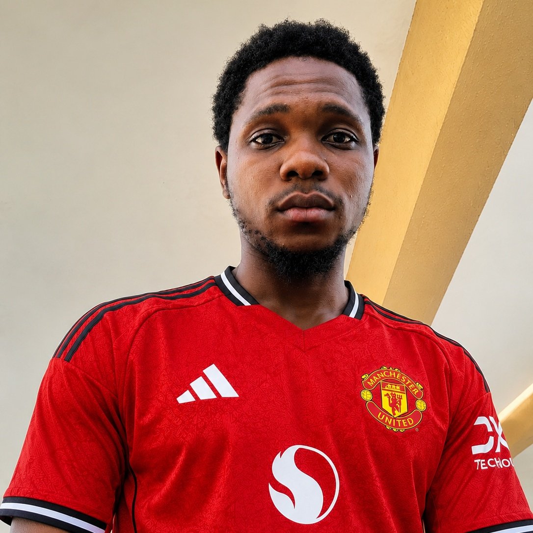 KujehFx's tweet photo. Are you a #MUFC fan? please follow me, I will follow back. Glory Glory United. @ManUtd https://t.co/bVpbH2lcKo