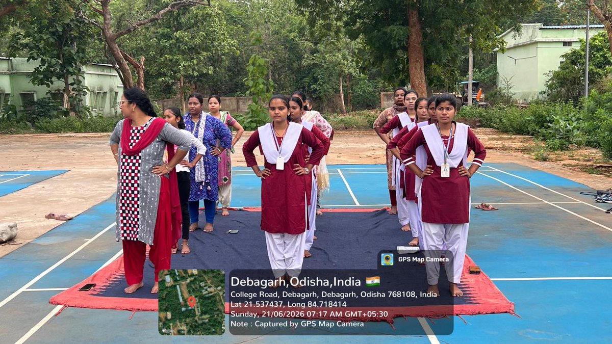 deogarh_college's tweet photo. International Yoga Day celebrated in Deogarh College, Deogarh https://t.co/xImkkk0Y5c