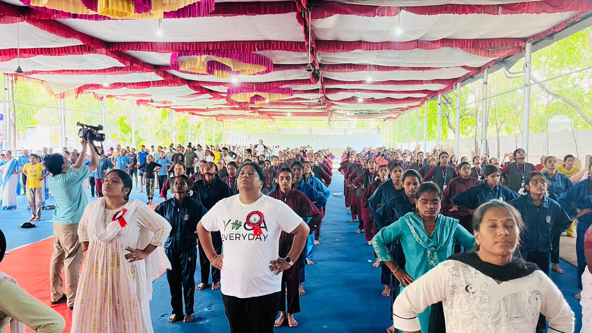 dtotsadb's tweet photo. #TBMuktBharat   in collaboration with @moayush @MinistryWCD  at Revenue Gardens.
@Collector_ADB @StateTb @TbDivision @dmhoadilabad @TBHDJ @ddgtb2017 @ddgtbctd @nishantjeph @DrRaghuramRao @MoHFW_INDIA @MoHFW_Telangana @CHFW_NHMTG @POITDAUTNOOR @TribalAffairsIn @dr_shuklasneha https://t.co/NcVvV0lGaL