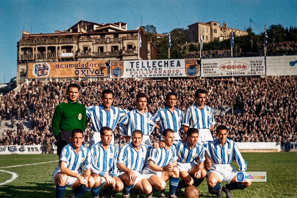MSircolor's tweet photo. Foto coloreada de la @RealSociedad en #Atocha #RealSociedad 7 - @RealOviedo 0, partido jugado el 30-10-49, en la foto: #Bagur #Marculeta2º⚽️ #Artigas #Suárez #Caeiro⚽️⚽️⚽️;;#Pérez⚽️⚽️ #GomesBravo #Ontoria⚽️ #Murillo #Urra y #Besabe, el entrenador era #BenitoDíaz https://t.co/X1nOVCjahV