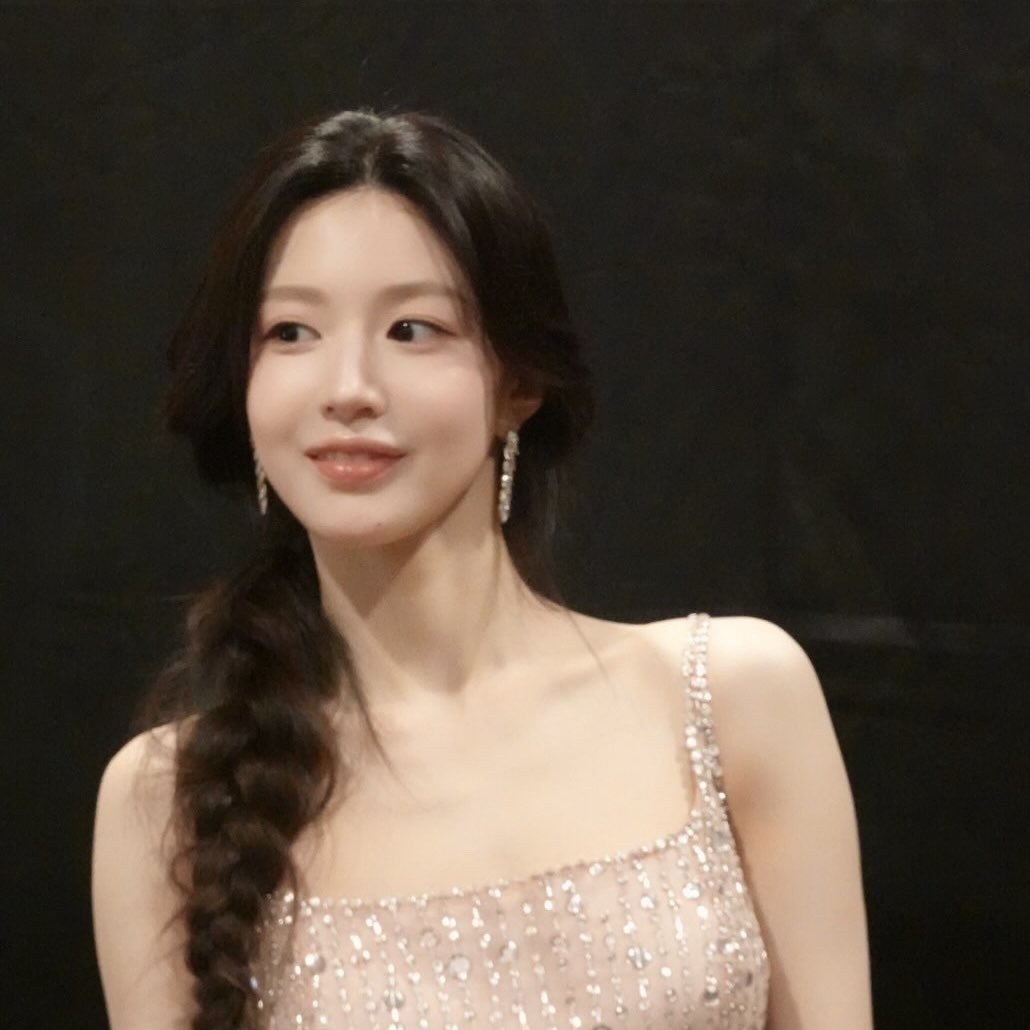 yourecho_'s tweet photo. 아ㅏㅏㅏ 고윤정 미친 이뻐 ㅠㅠ https://t.co/NumvCwkbJF