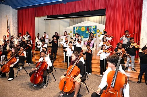 davenewworld_2's tweet photo. House Republicans approved a budget to eliminate the federal government's only dedicated arts-education grant. Cutting this will hurt the artistic development of a lot of children.

The program supports primary and secondary schools, teacher training, community partnerships, accessible programming, and projects serving disadvantaged students and children with disabilities. 

Low-income communities can't afford to pay for art programs, instruments, and lessons on their own without assistance, so it seems obvious to me that fascists want art to be a luxury that's only reserved for the children of affluent families and wealthy school districts. 

Creativity is therapy. Activities like drawing, music, theater, etc. are important for all children to learn. Anyone who disagrees is an uncultured robot who's never been moved by a work of art.