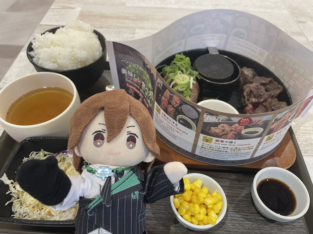 kar_arthea's tweet photo. LIVEの後は肉！！ https://t.co/MmEYJ85Hja