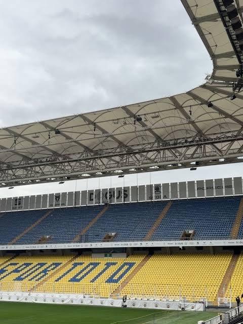 hakansiopriv's tweet photo. Kadıköy'de ambiyansın büyük kısmı dışarıya yansıyor.Tüm sesin içeride kalması için bu değişiklik de yapılmalı.

Sesimizi yönetime duyurmalıyız. https://t.co/MwhSVtScQU
