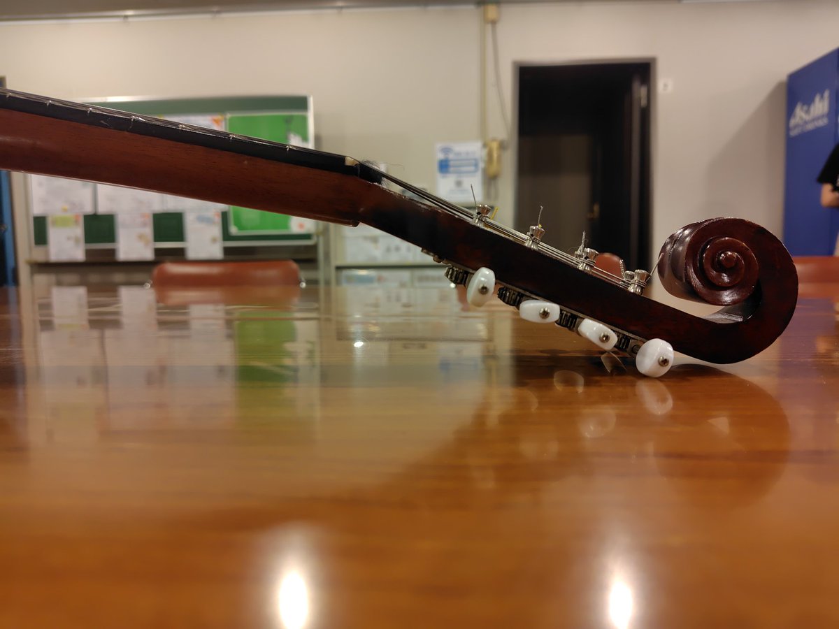 MandolinEnSaude's tweet photo. K子スペシャルともしばらくお別れ…楽器をお預けし身軽になったことだし、今から京都へライブに行く！
#マンドリン　#オーケストラ
#アデュー　本番は #8月16日（日）#神戸　#うはらホール　＃無料コンサート https://t.co/Ry5GQ2VeJv