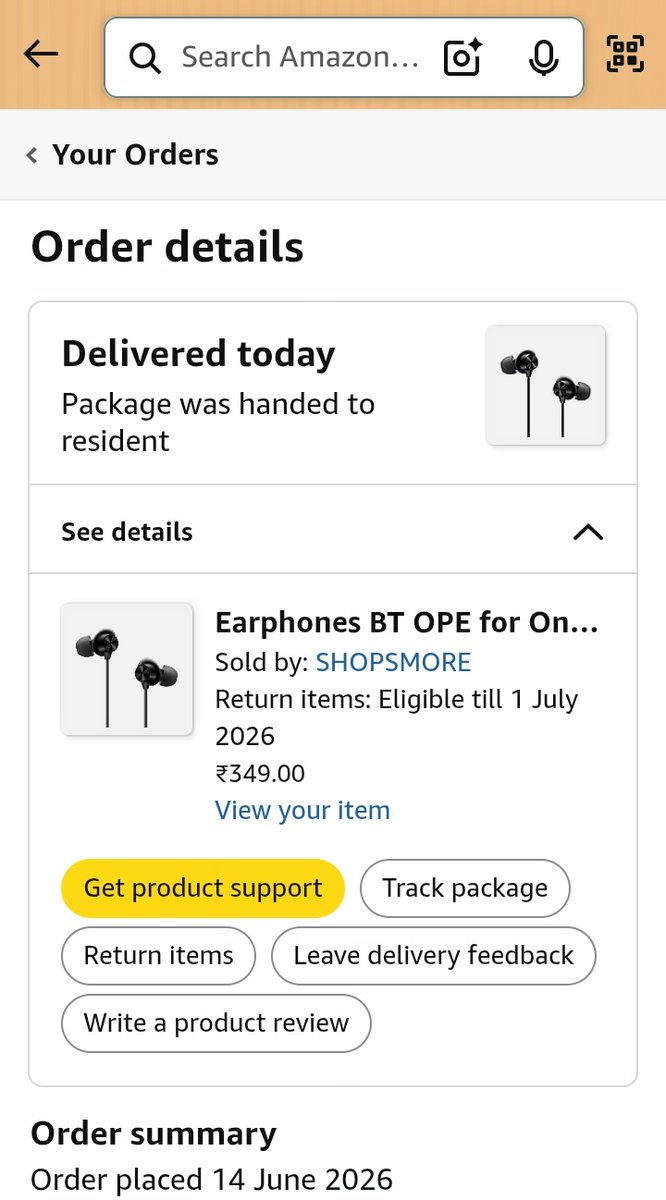 thereal_hrishab's tweet photo. Ordered vs Received 
Disappointed with my latest purchase on @amazonIN. I ordered the Earphones OPE for OnePlus original, but received cheap quality boAt wired earphones instead. Not expected this kind of experience from Amazon. #AmazonIndia @AmazonHelp @jagograhakjago https://t.co/PgfFIVWw9Z