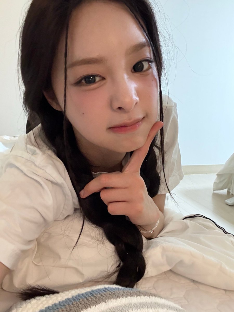 nahyun! ★ tweet media