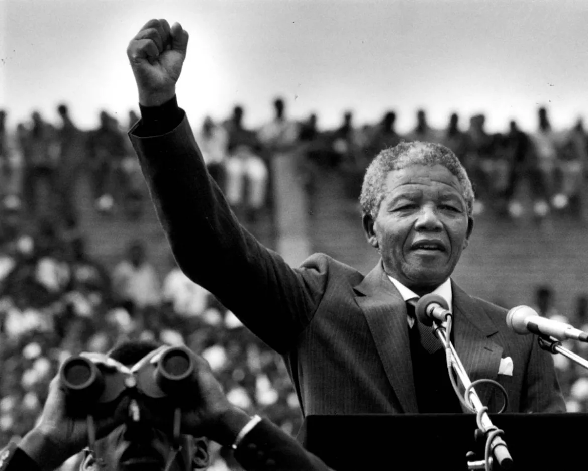 LibShield's tweet photo. 📺 Sunday night's standout watch is clear.

Free Nelson Mandela continues with the turbulent 1980s, while Death Valley reaches an emotional finale, and the US Open heads into its final round.

✍️ Written by @eddiegibbs

Here's what's worth watching tonight 👇

https://t.co/esVjq8Gz4S