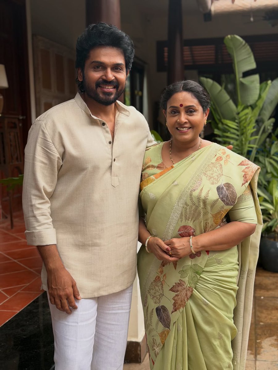 Ashraful_Ashu23's tweet photo. • Mr. Versatile @Karthi_Offl anna &amp; Saranya Ponvannan mam on the sets of a recent ad shoot. ❤️✨

#Karthi #Sardar2 #Marshal https://t.co/TlWuGU7pWc