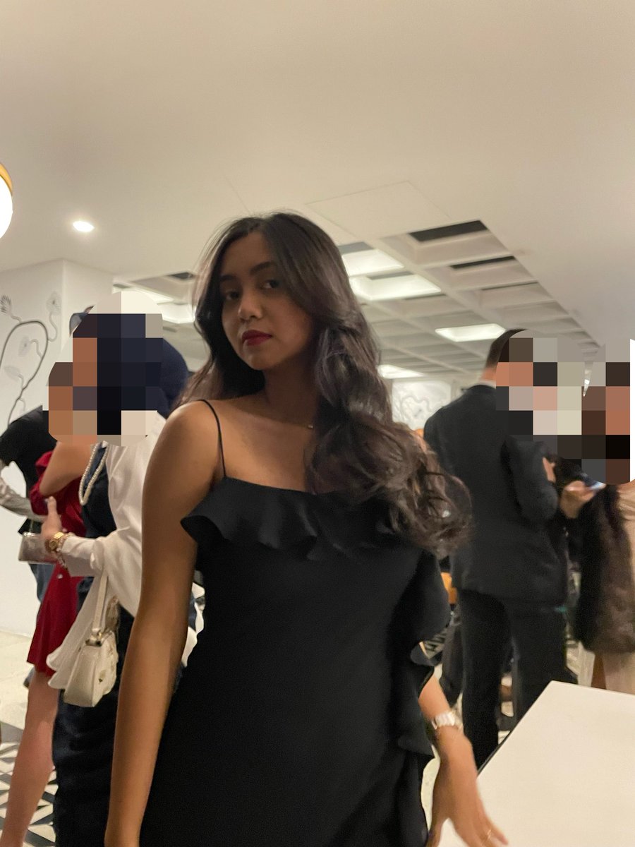 tamaraBKS48's tweet photo. My cuntiest pieces of clothing are inherited from my mom 🤎 never stop being a youngho your kid will thank u for the gems https://t.co/RcWYplapxf