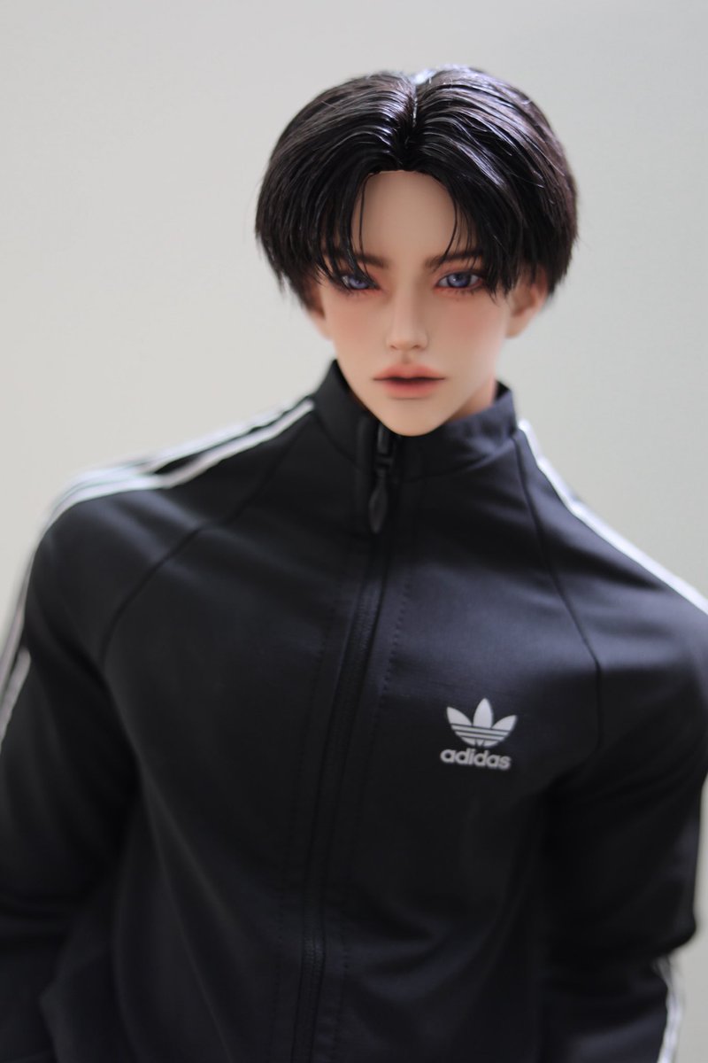 Treeicecream's tweet photo. 요즘 투스가 왤케 이뻐 보이죠🖤 https://t.co/hmSv3zX2l8