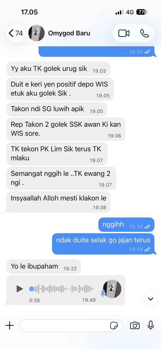 andiyogaaa's tweet photo. typing ganteng bpk vs typing jlk ibuk https://t.co/fF34wnKWd0