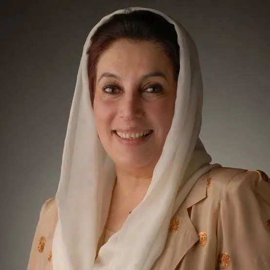 NazBaloch_'s tweet photo. Shaheed Benazir Bhutto’s voice for democracy echoes across generations. Her legacy continues to inspire generations. Gone but never forgotten!❤️#SalamBenazir  #HBDShaheedBenazir https://t.co/iMaVIcT8oE