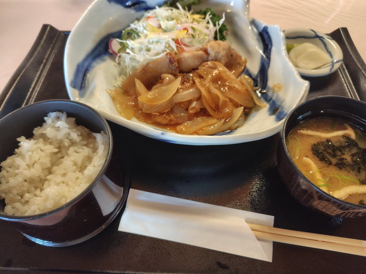 JessicaAlba6161's tweet photo. 比較的健康な食事をしました〜 https://t.co/VU2dvU0Tkt