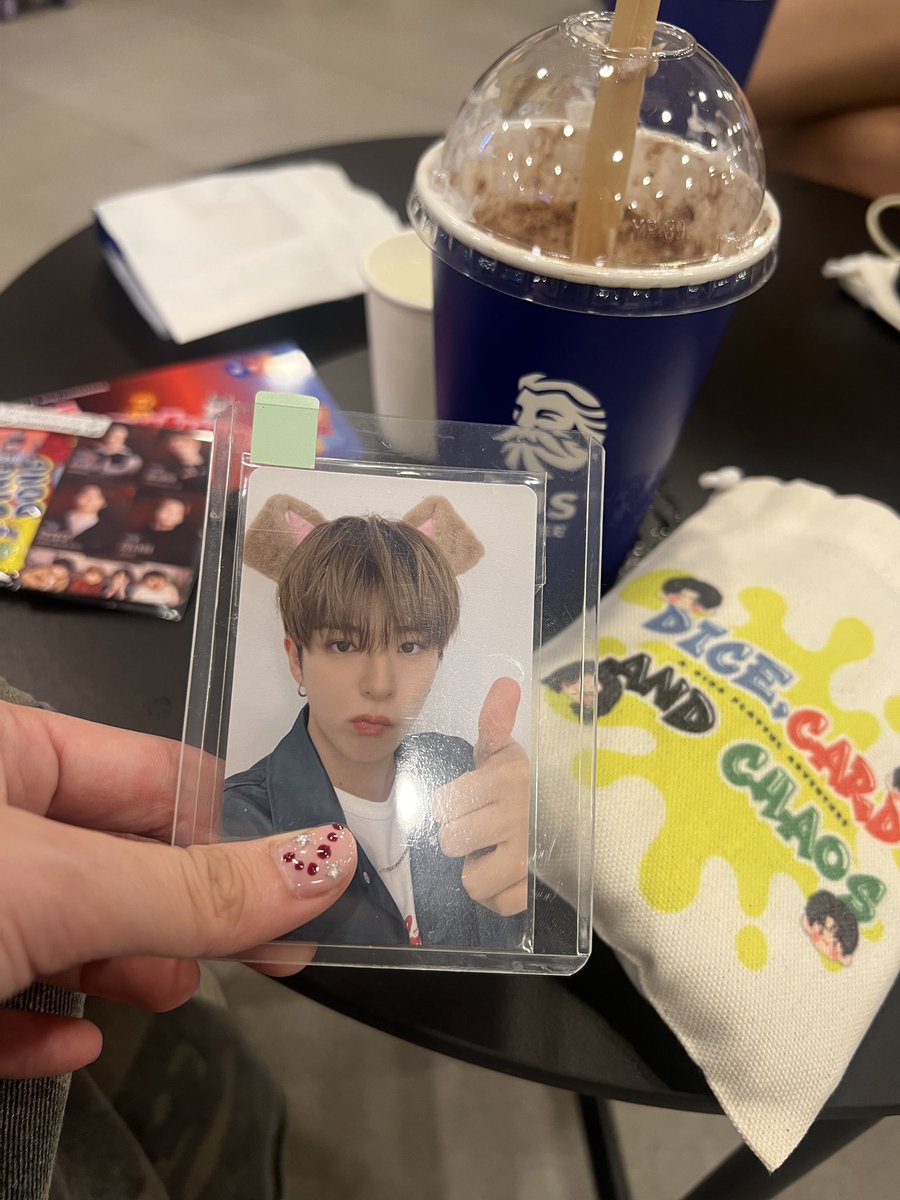 Annetteskrrrt28's tweet photo. 👽

 @TRSR0104 
#TRSR0104PLAYFULADVENTURE https://t.co/dRuEieH2Va