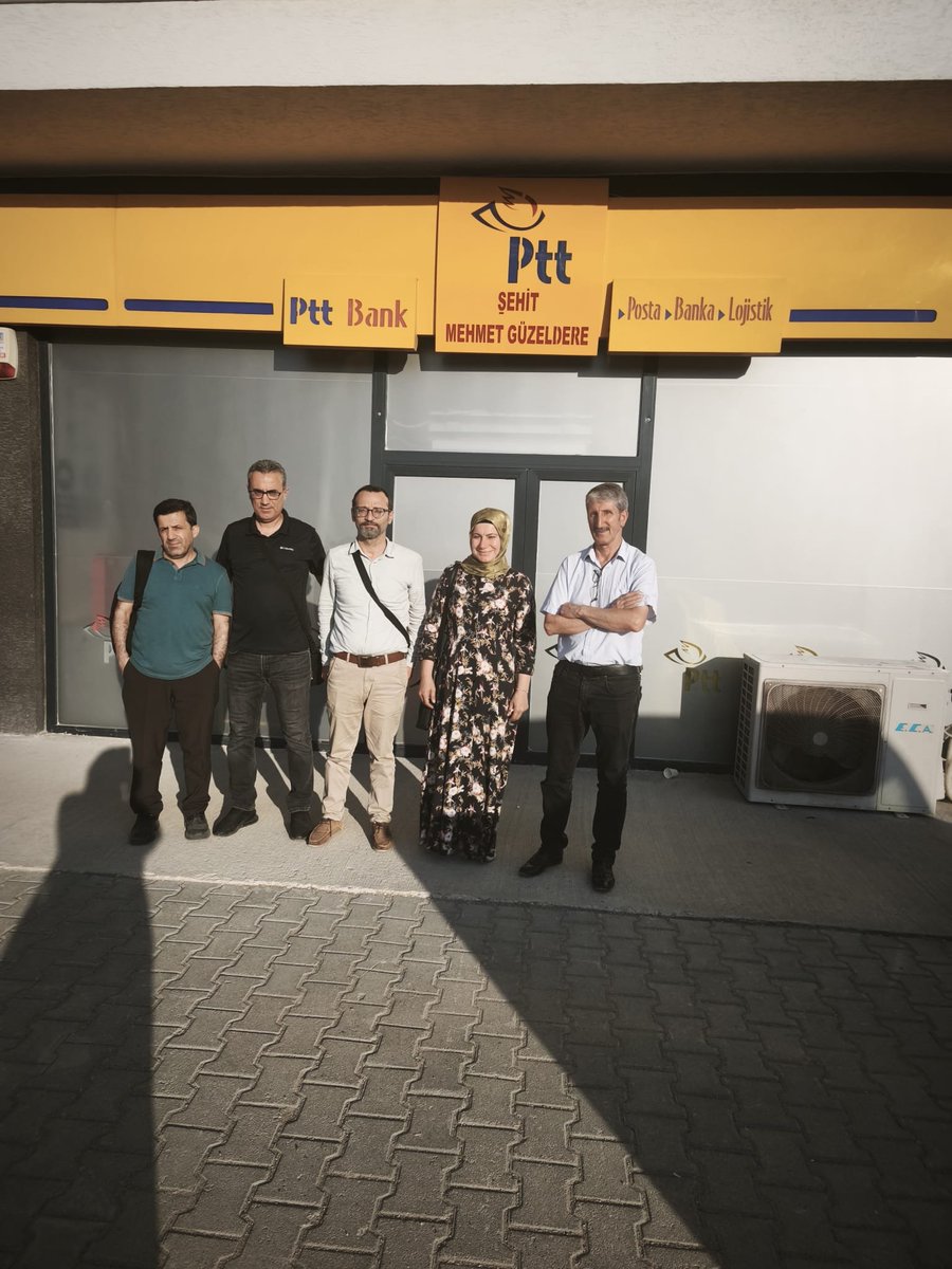 KESKHaberSen's tweet photo. Van İlçeleri Örgütlenme Çalışmaları 

Erciş PTT ve dağıtım merkez, Çaldıran PTT Muratlı PTT emekçileri  ziyaret edildi. Örgütlenme Çalışmalarına MYK üyelerimiz Gülseren Güngördü, İzzettin Ekin ve Şube Yönetiminden Hamit Aker, Nasrullah Coşkun ve Ömer Kaya katılım sağladı.

Örgütleme Çalışmaları çerçevesinde 
✓Derin ekonomik kriz etkileri
✓ İş güvencesi çerçevesinde 108. Madde
✓ 399 KHK ile ilgili gelişmeler 
✓ TVF bir darlık fonu olduğu gerçekliği 
✓Gayrimenkul satışları anormalliği ve sahip çıkma 
✓TBMM gündemi kurum ile ilgili soru önergeleri
✓Sarı sendikacılığının tarihi ....vb konularda paylaşımlar yapıldı.
Yaşasın emekçilerin dayanışması ve örgütlülüğü....