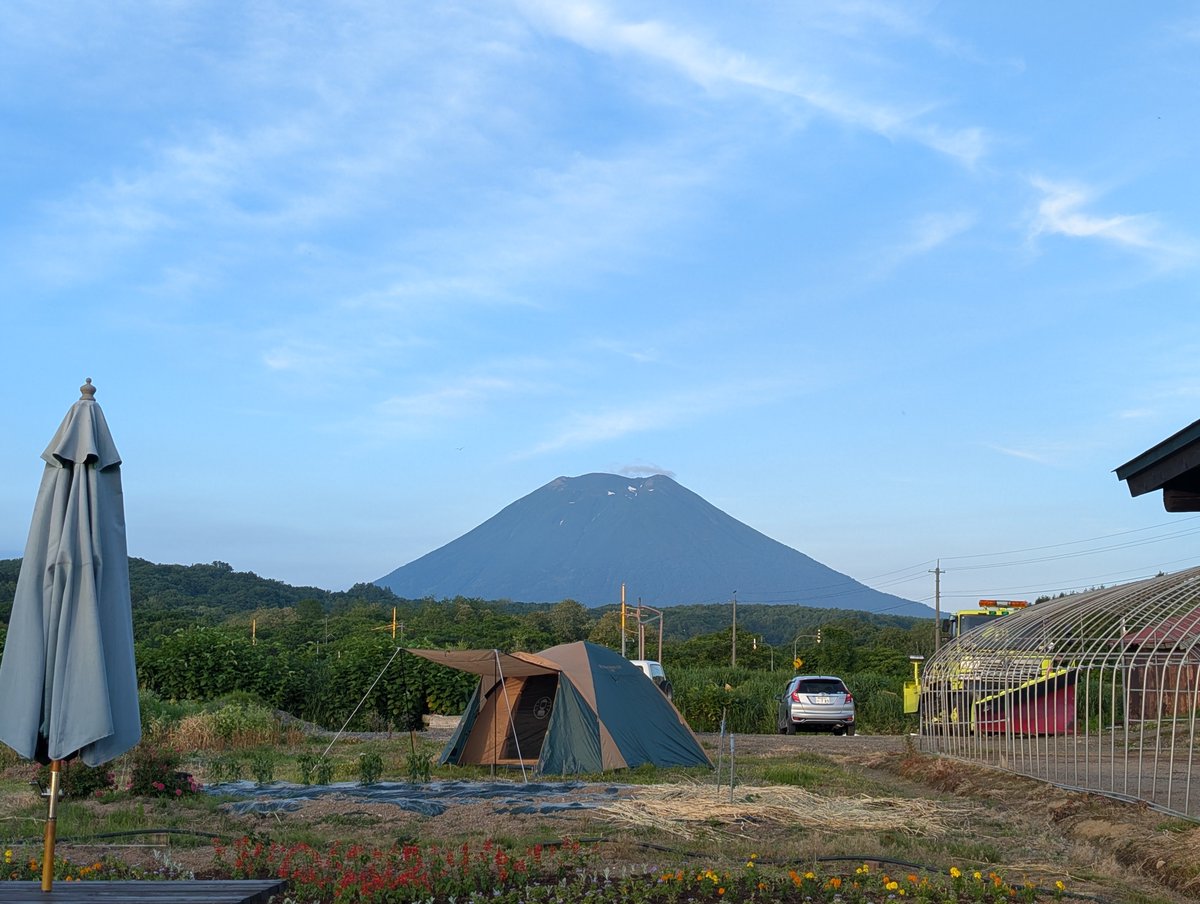 buddha_48's tweet photo. ニセコキャンプ⛺️温泉のおにぎり🍙が美味しかった🧡
#羊蹄山 https://t.co/E01O87kuxl