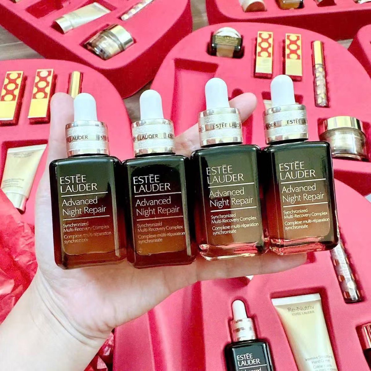 jeffbstore's tweet photo. 〰️Preorder〰️ 
🌜Estee Lauder Advanced Night Repair Synchronized Multi-Recovery Complex 50ml.(No box)🌜สูตรใหม่

✖️Price : 1,190฿✖️‼️รอบถูก‼️

➖ ราคาปกติ 5,100฿

📌จ่ายตอนของมา แต่ห้ามเทน้า
📍รับจำนวนจำกัด
(รอของ6-8week) #jeffbpre

⬇️สั่งจองได้ที่ฟอร์มใน reply ใต้โพสนะคะ⬇️ https://t.co/EjOOpLTYZi