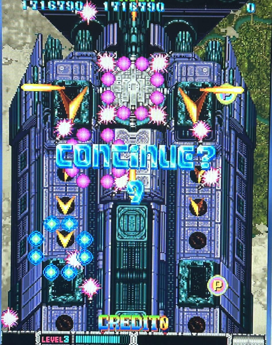 liger1812nd's tweet photo. #liger18のアーケードゲーム録
#BATSUGUN（TAC版）
こちらも初となるSPバージョン。
アイスマンで4面ボスまで。
オリジナルとの変更点は、LVアップ時にシールド追加（1発のみ防ぐ）、当たり判定縮小等、いろいろ遊びやすくなった感じか。 https://t.co/qAJ8lQcXs0
