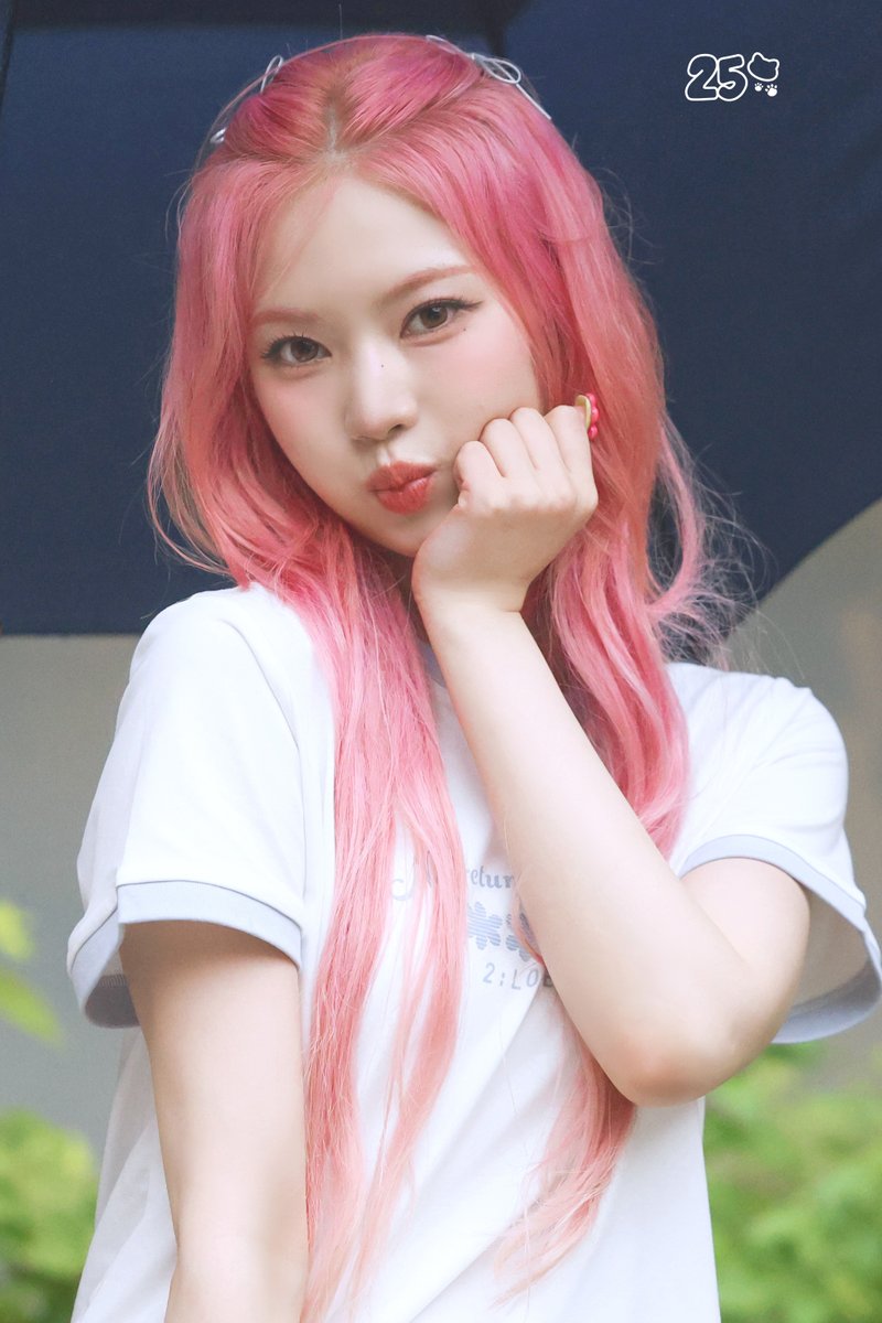 2nyang5's tweet photo. 260619

귀요미 볼찌빵💕

#스테이씨 #STAYC #아이사 #ISA https://t.co/bQuwEy5Y3k