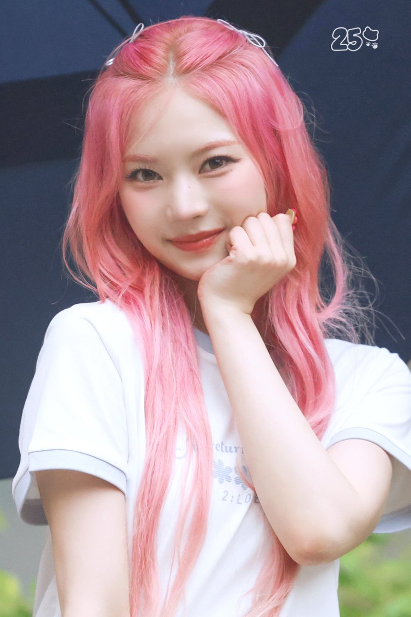 2nyang5's tweet photo. 260619

귀요미 볼찌빵💕

#스테이씨 #STAYC #아이사 #ISA https://t.co/bQuwEy5Y3k