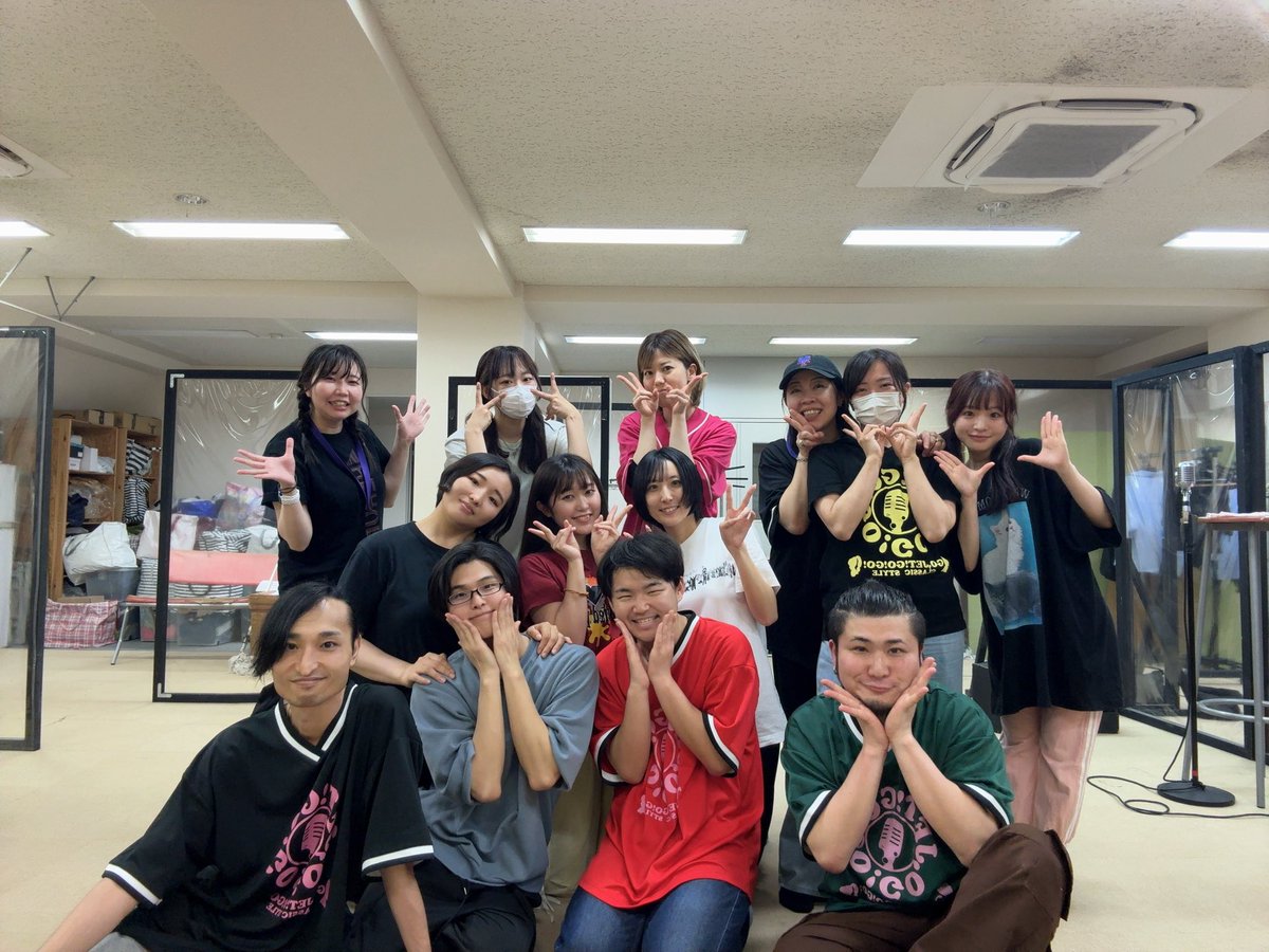 Itti312als's tweet photo. 本日芝居稽古二日目でした!!!!!
もうほんとに皆様ごめんなさいって感じでございます🙏🙏🙏🙏🙏
ほんとに、もう二度とやらかさない血涙

もう既に面白くなってきているので見に来ていただきたい...!!
ご予約もどんどんお待ちしてます！！！
#栗JET https://t.co/EYm9lLFTlS