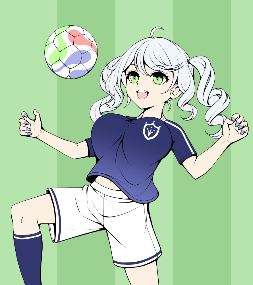 toritaku's tweet photo. きのう描いたサッカーもやし https://t.co/2NlvEyd9Sl