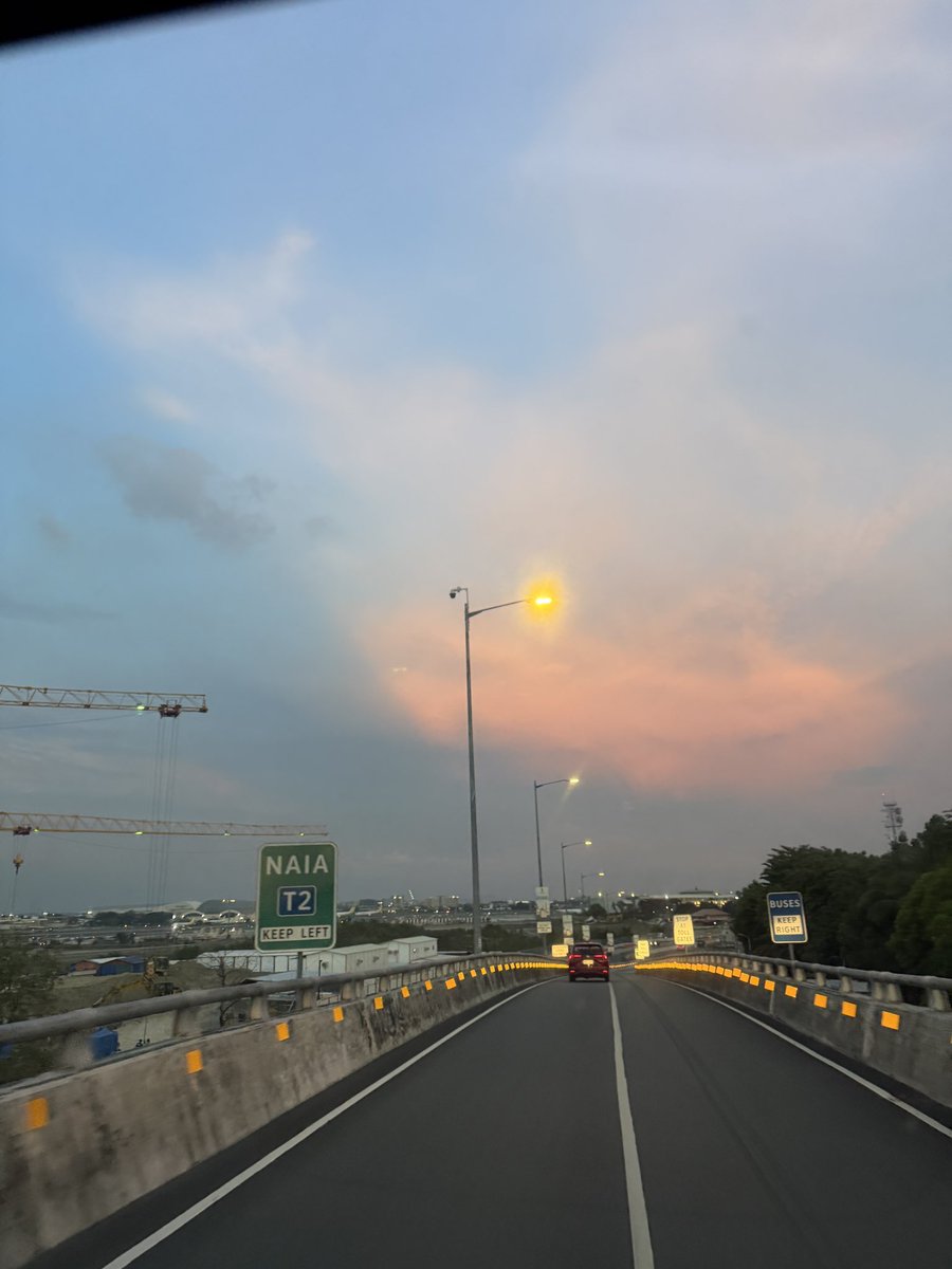 LordBrookside's tweet photo. heading home. 
#davao #weekendtrip https://t.co/porDHkxfNE