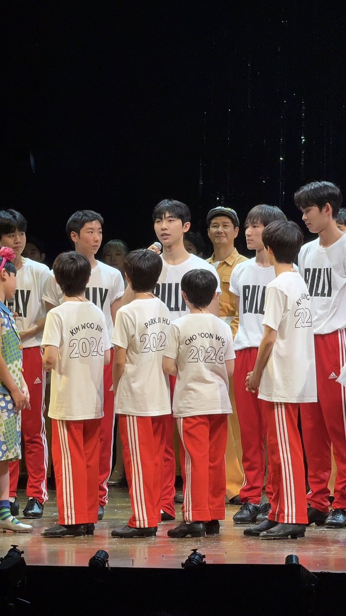 zzan01ee's tweet photo. 우리4대애기들
말하는형아들쳐다보느라정신없음ㅜㅜ귀여워 https://t.co/tvCxolD22X