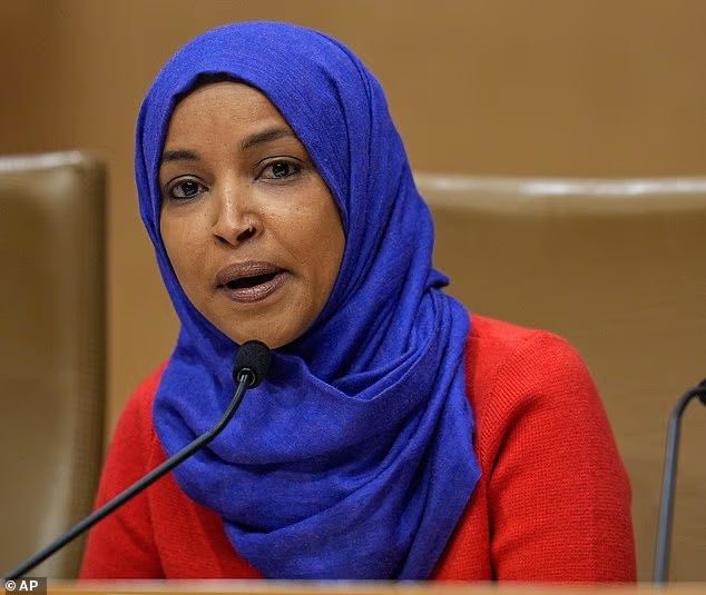 GlamBecks21's tweet photo. If House may vote to REMOVE Ilhan Omar from Congress.

Do you support this move or not ? 

A. YES, Remove her immediately
B. NO, Let her stay https://t.co/h7zMnO1ixP