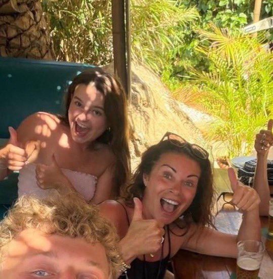 Connorswaincore's tweet photo. They really said mother and daughter 🥹🥹 https://t.co/lCstqDMv4i